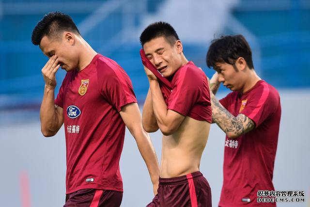 中国足球上的拼命三郎——致敬我唯一敬佩的国足球员